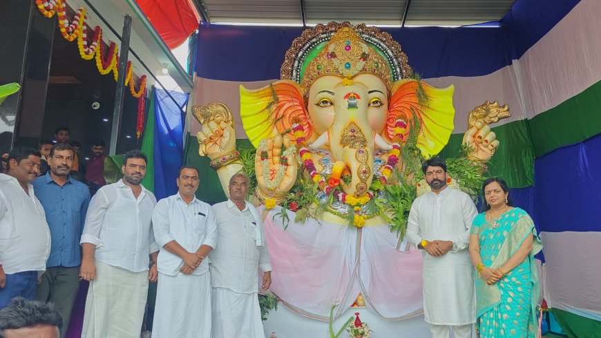 విఘ్నేశ్వరుని పూజా కార్యక్రమంలో పాల్గొన్న సమన్వయకర్త డాక్టర్ గజ్జల